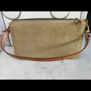 Auth Louis Vuitton Lexington Pochette